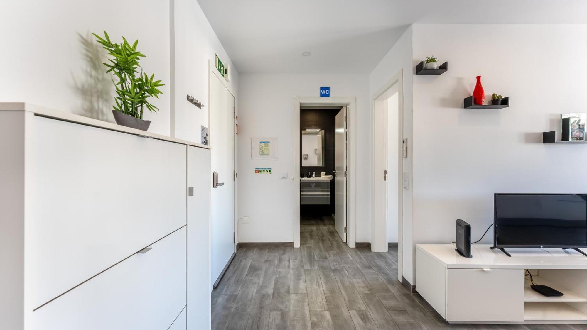 Red Velvet 1 Bdr Flat With Balcony By Lovelystay Portimão Buitenkant foto